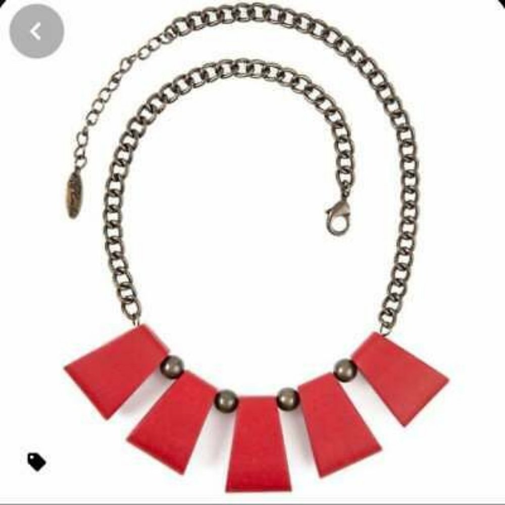 Plunder Design Rose Necklace